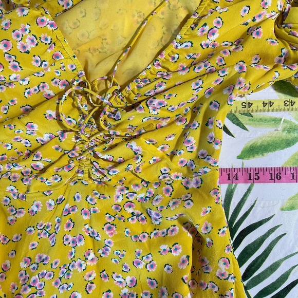 Nicholas Danni‎ Floral Dress Womens 2 Yellow Deep V-Neck Puff 3/4 Sleeve Lined - Picture 13 of 14